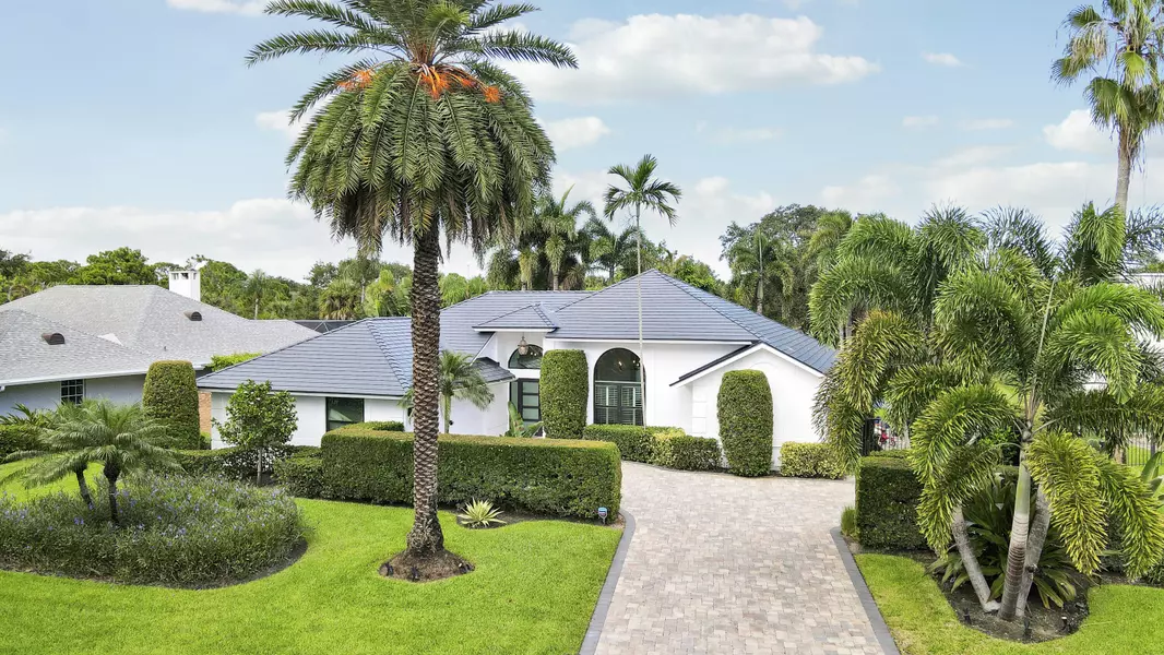 196 SE Turtle Creek DR, Jupiter, FL 33469