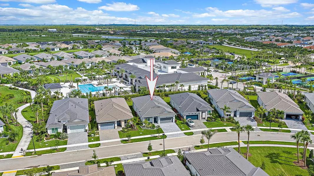 10151 Driftwood WAY, Palm Beach Gardens, FL 33412