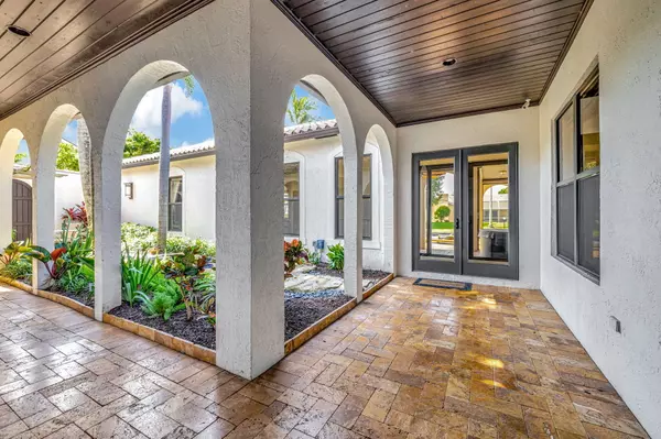 Boynton Beach, FL 33435,832 SW 34th AVE