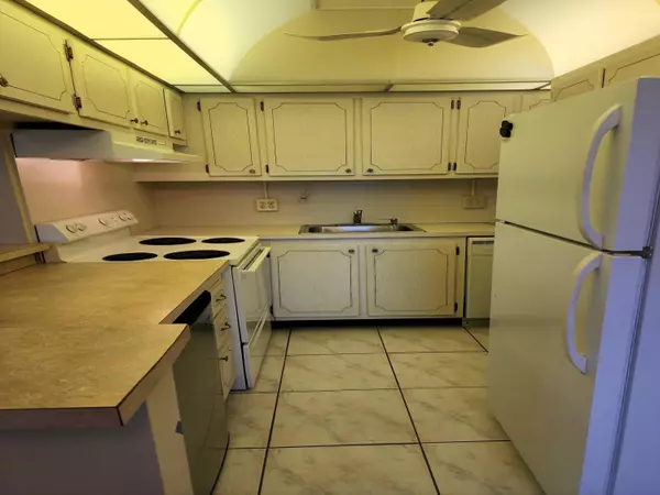 West Palm Beach, FL 33417,239 Coventry J