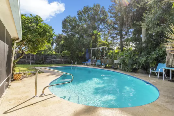 2545 N 1st PL, Vero Beach, FL 32962