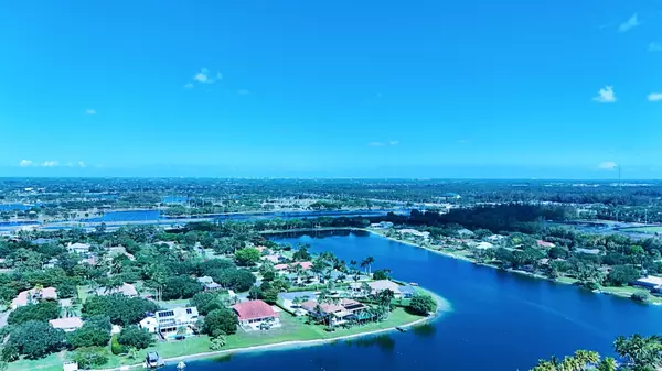 West Palm Beach, FL 33411,8789 S Wendy LN