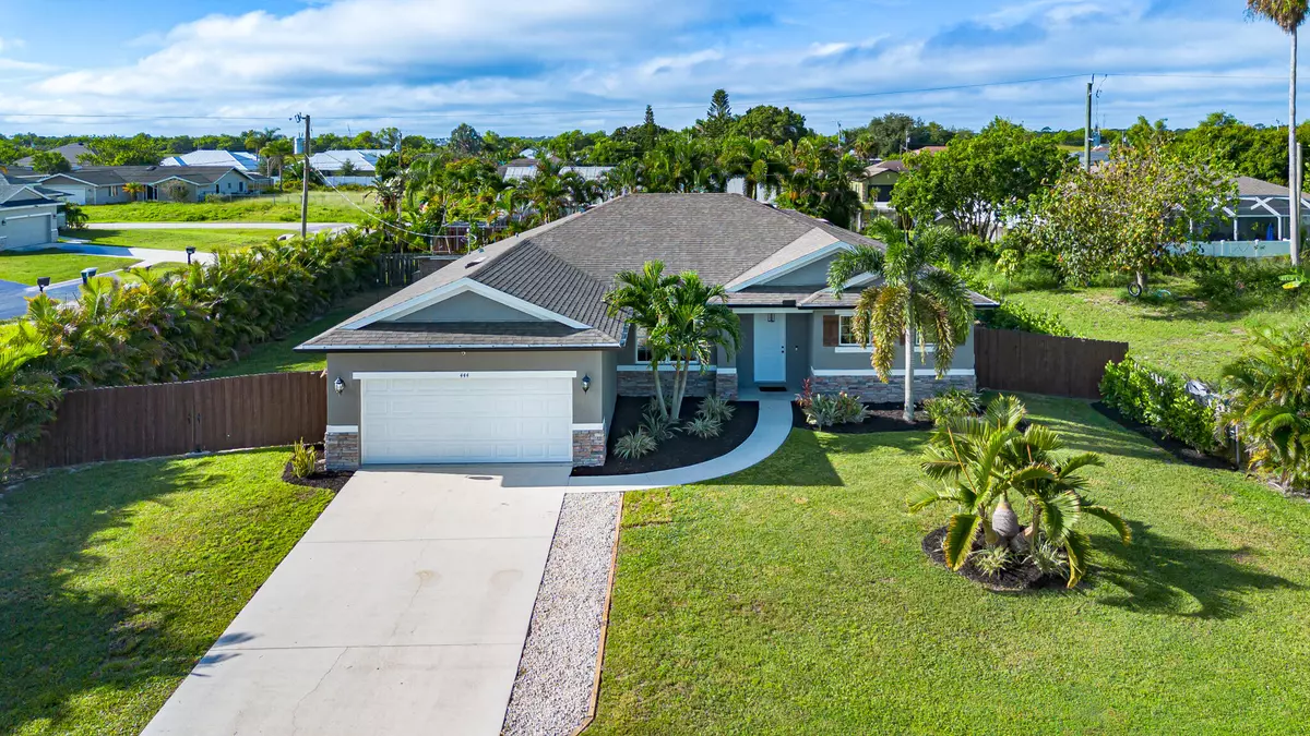 Port Saint Lucie, FL 34953,444 SW Halibut AVE