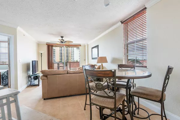 West Palm Beach, FL 33407,1801 N Flagler DR 614