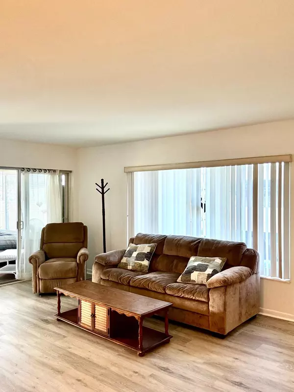 Boynton Beach, FL 33435,310 N North BLVD 2a