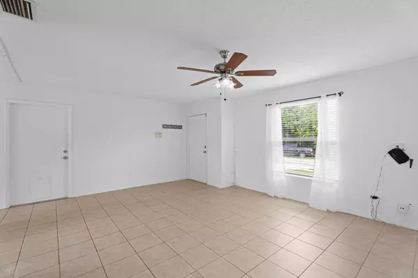Port Saint Lucie, FL 34953,1057 SW Gastador AVE