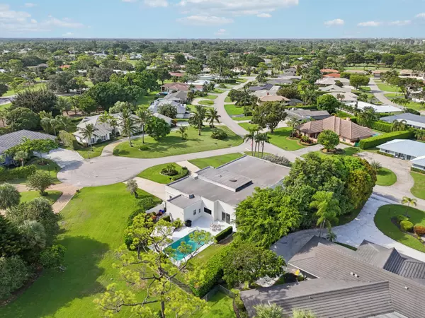 Atlantis, FL 33462,257 N Country Club DR