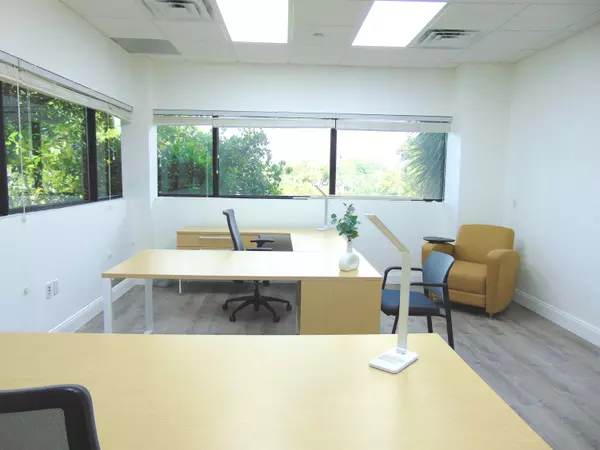 Delray Beach, FL 33445,1690 S Congress AVE 100