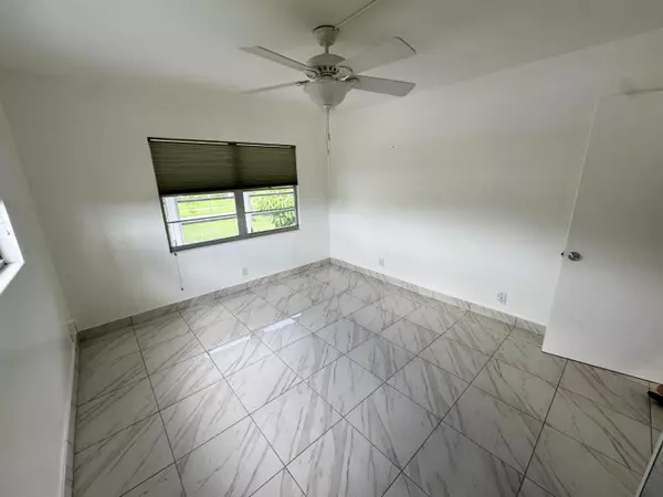 Boca Raton, FL 33434,351 Mansfield I