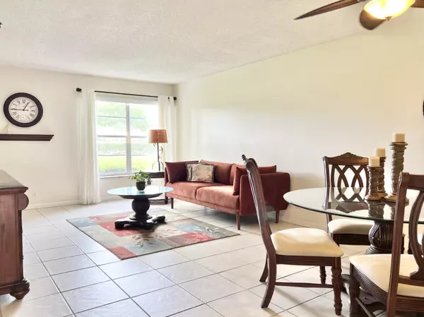 Royal Palm Beach, FL 33411,12008 Poinciana BLVD 106