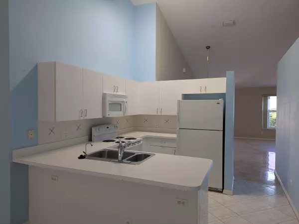 Port Saint Lucie, FL 34986,375 NW Sherry LN