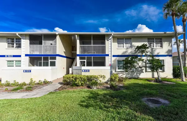 Port Saint Lucie, FL 34952,1531 SE Royal Green CIR 202