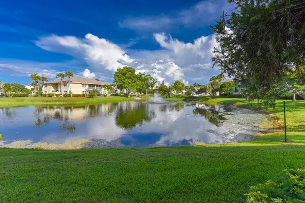 Port Saint Lucie, FL 34952,1531 SE Royal Green CIR 202