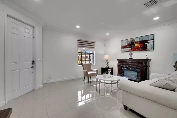 Hialeah, FL 33018,3335 W 93rd PL 3335