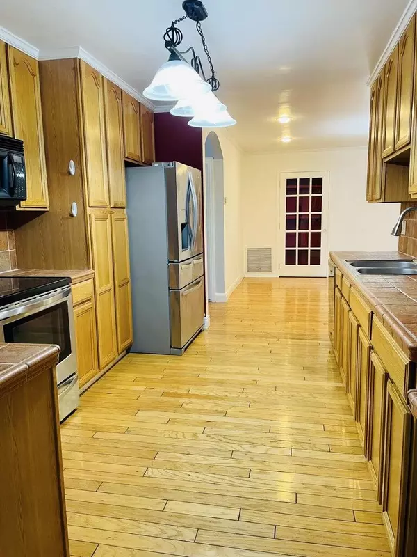 Boca Raton, FL 33486,1775 SW 8th ST