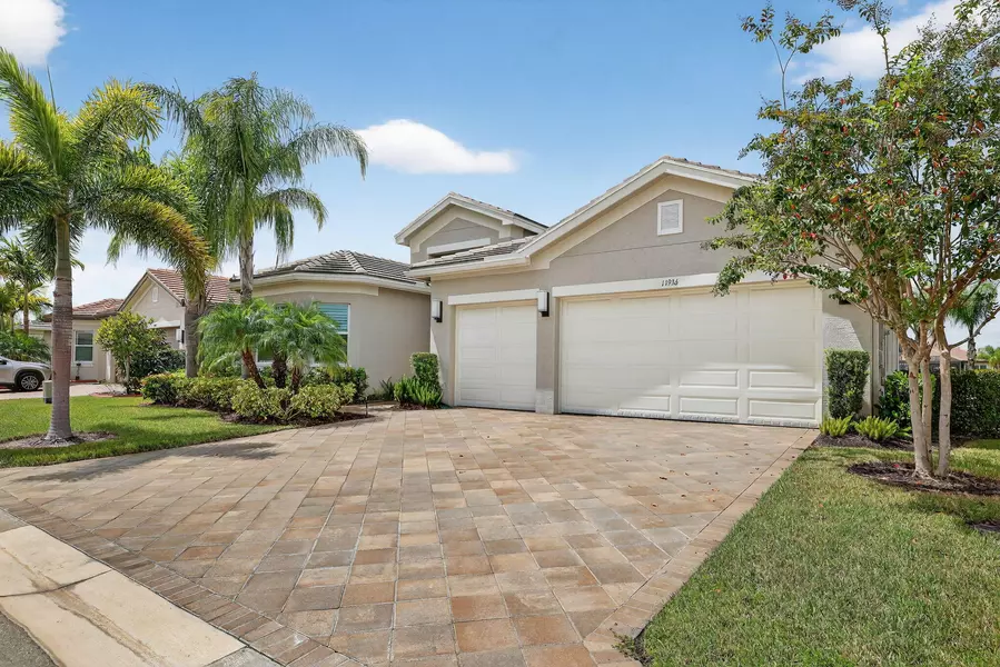 11936 SW Marigold Lakes DR, Port Saint Lucie, FL 34987