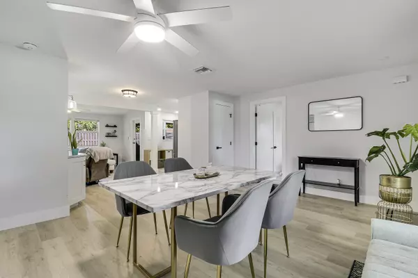 Palm Beach Gardens, FL 33410,12091 Colony AVE