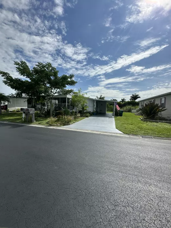 Okeechobee, FL 34974,1633 SW 35th CIR