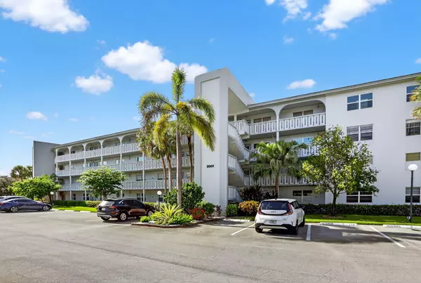 Coconut Creek, FL 33066,3001 Portofino ISLE G-3