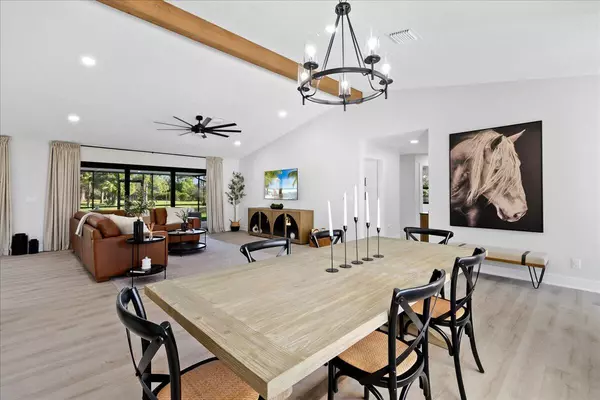 Loxahatchee, FL 33470,16748 Fox Trail LN