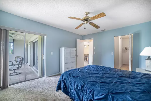 Jupiter, FL 33458,102 Wingfoot DR D