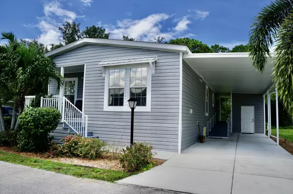 Vero Beach, FL 32966,1114 Friendship DR