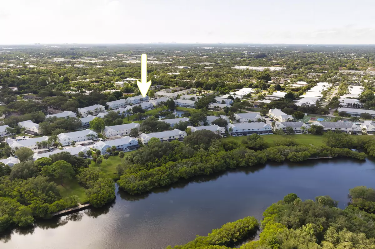 Jupiter, FL 33458,6222 Riverwalk LN 7