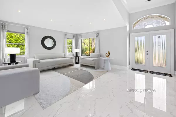 Wellington, FL 33414,15764 Cypress Creek LN