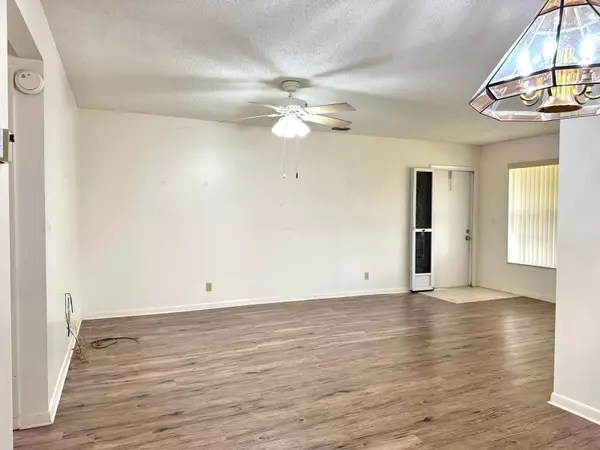Fort Pierce, FL 34982,416 Sandpiper DR C