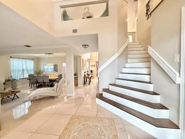 Palm Beach Gardens, FL 33410,212 Lone Pine DR