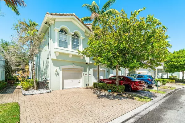 Riviera Beach, FL 33404,3263 Laurel Ridge CIR