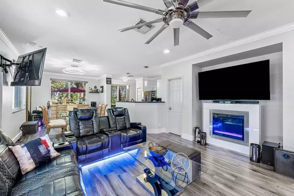 Riviera Beach, FL 33404,3263 Laurel Ridge CIR