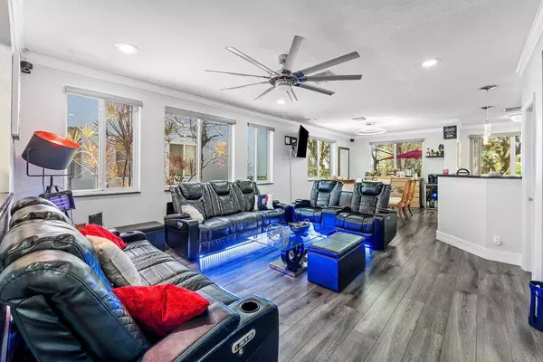 Riviera Beach, FL 33404,3263 Laurel Ridge CIR