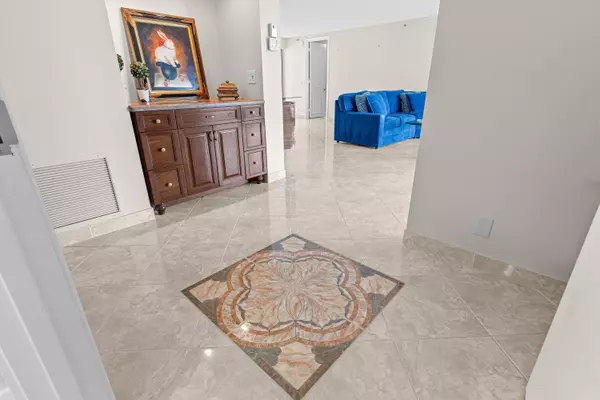 Boca Raton, FL 33431,4545 N Ocean BLVD 15d