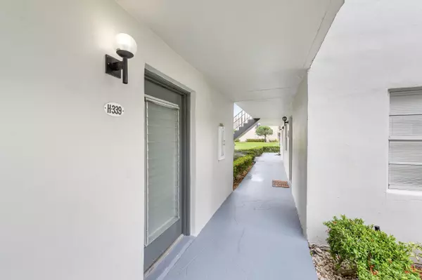 Delray Beach, FL 33484,339 Normandy H