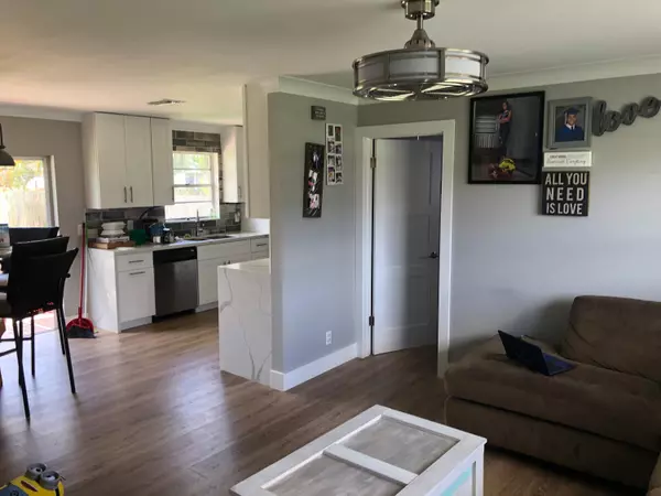 Lake Worth, FL 33467,7415 Overlook DR