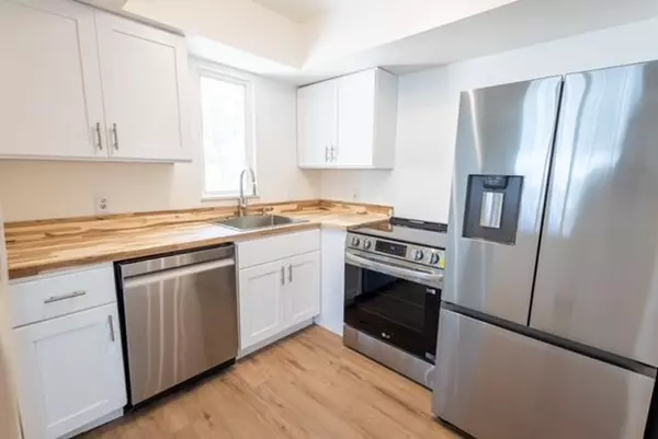 Port Saint Lucie, FL 34952,1635 SE Green Acres CIR Dd 201