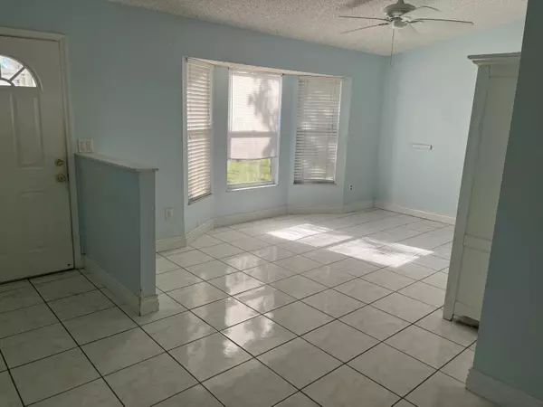 Port Saint Lucie, FL 34952,2737 SE Helms AVE