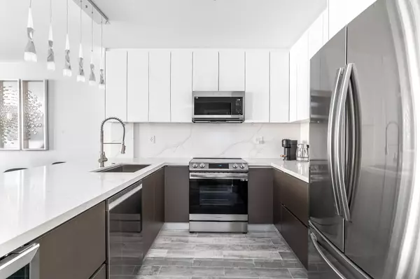 Hollywood, FL 33019,3725 S Ocean DR 1203