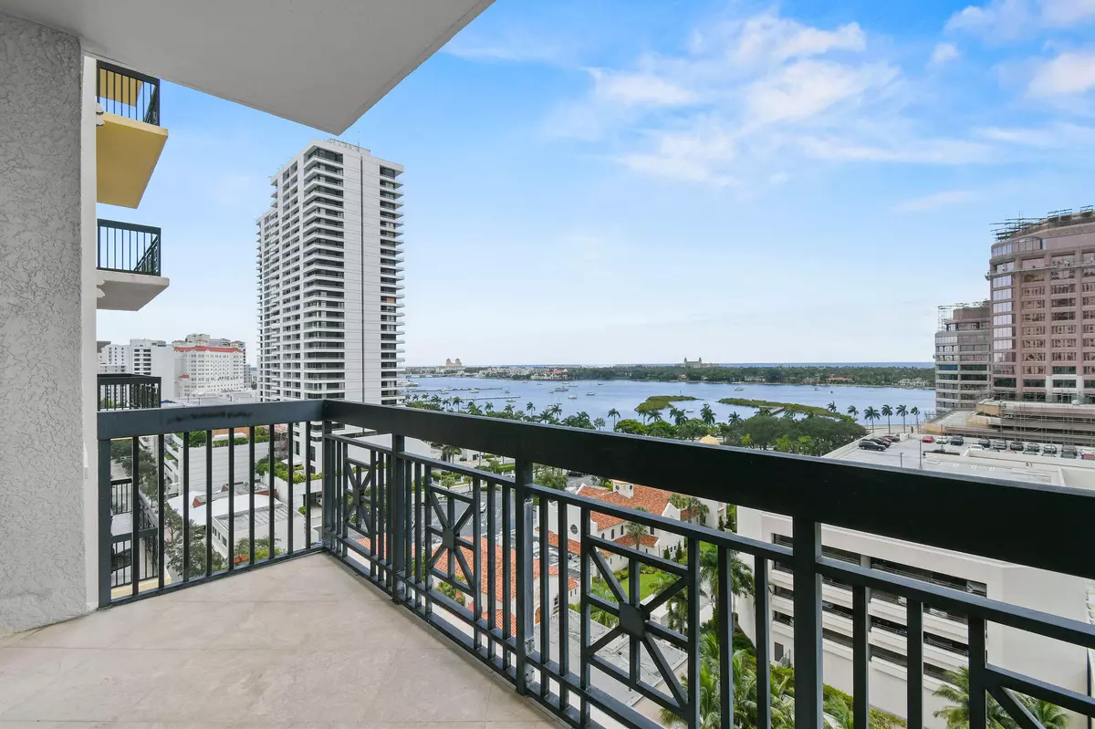 West Palm Beach, FL 33401,701 S Olive AVE 818
