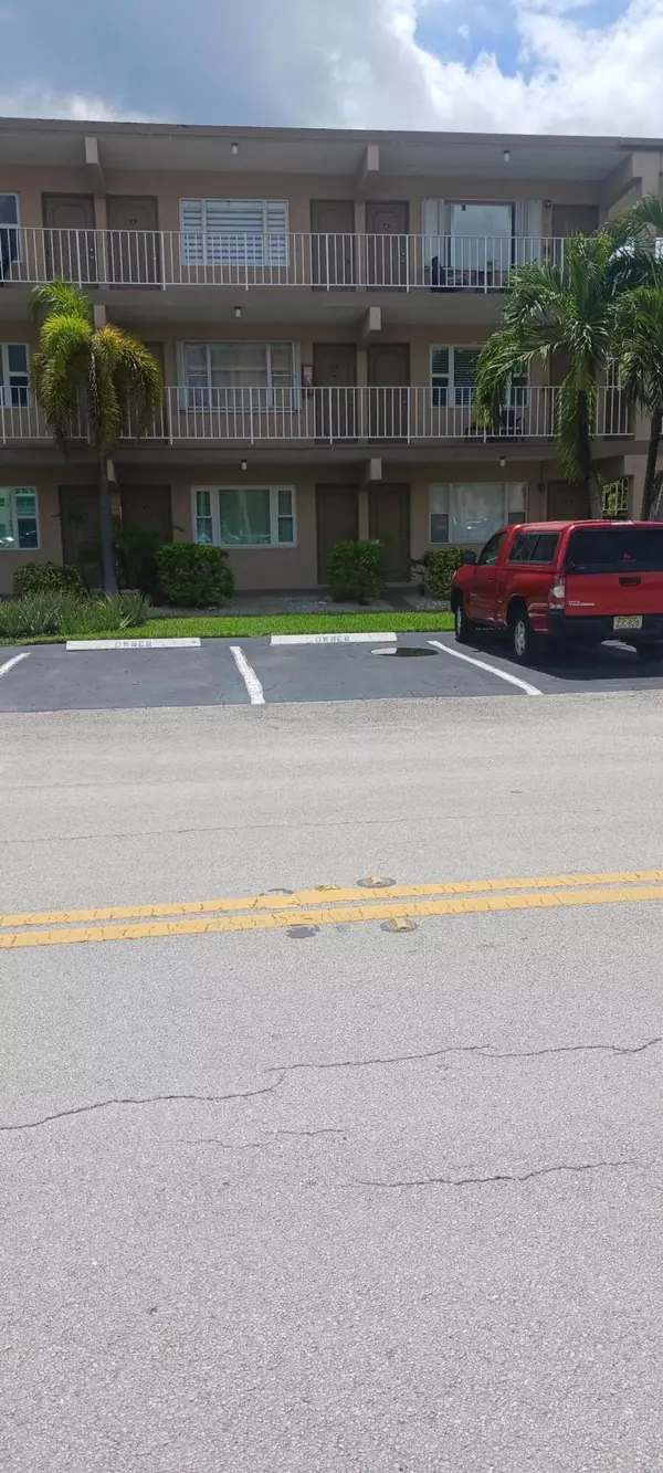 3200 NE NE 7th CT 308c, Pompano Beach, FL 33062