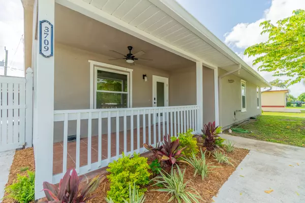 Port Saint Lucie, FL 34953,3709 SW Haines ST