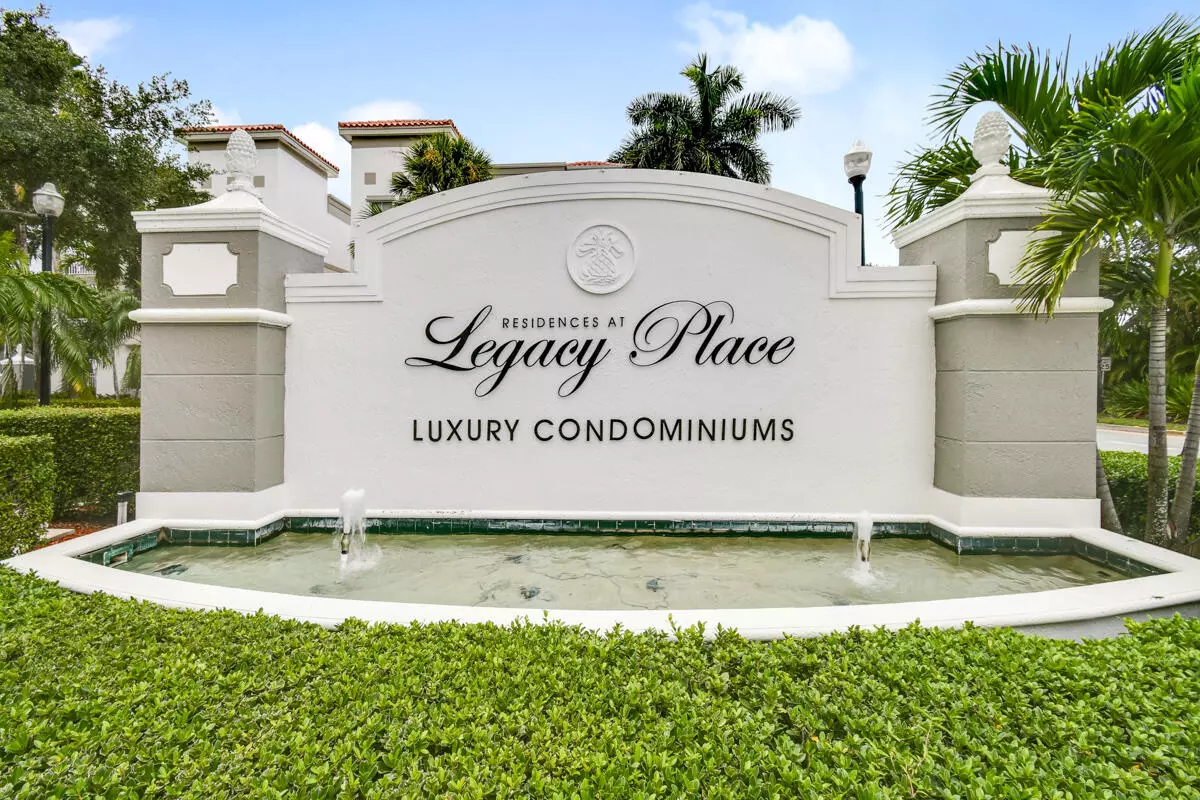 Palm Beach Gardens, FL 33410,11012 Legacy DR 102