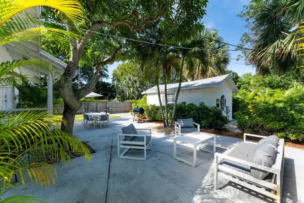 West Palm Beach, FL 33407,5301 N Flagler DR