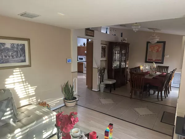 Port Saint Lucie, FL 34953,4285 SW Savona BLVD