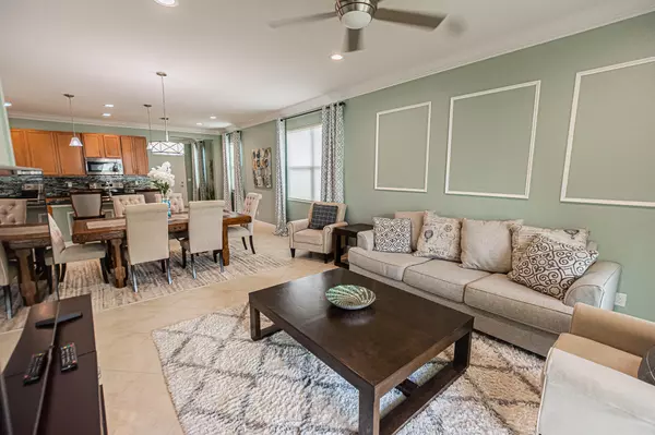 Port Saint Lucie, FL 34952,252 SE Via Visconti