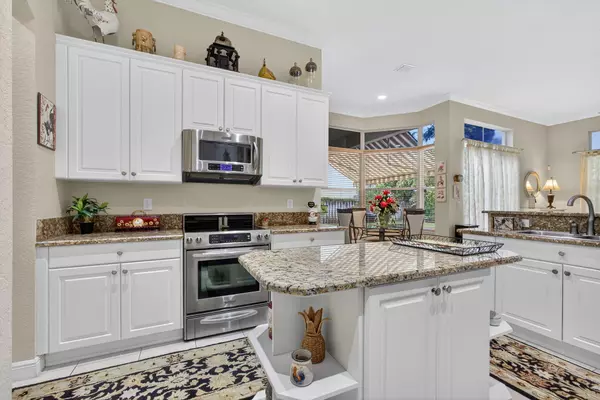 Tequesta, FL 33469,109 Magnolia WAY