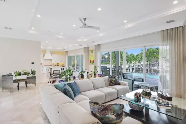 Delray Beach, FL 33483,917 Tropic BLVD