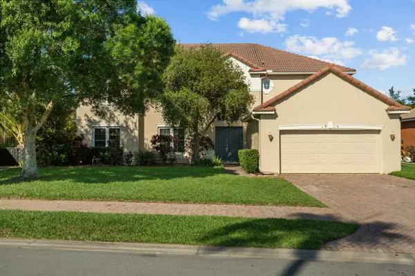 1915 SW Panther TRCE, Stuart, FL 34997