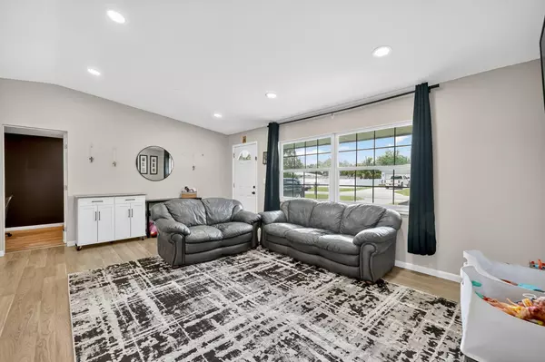 Fort Pierce, FL 34951,7905 Penny LN